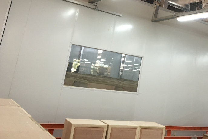 高温老化房的门窗结构